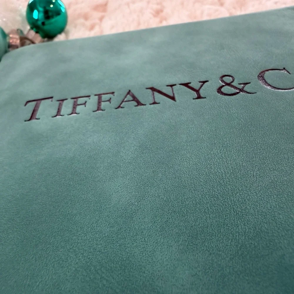 Tiffany & Co. Blue Suede Notebook & Pen Gift Set - Picture 3 of 9
